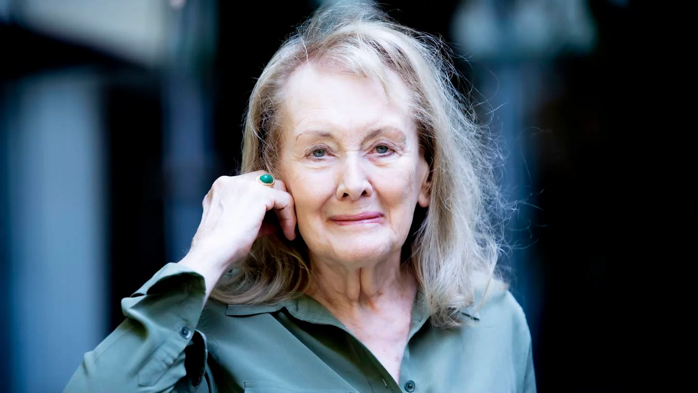 Conheça Annie Ernaux, escritora francesa premiada com o Nobel de Literatura