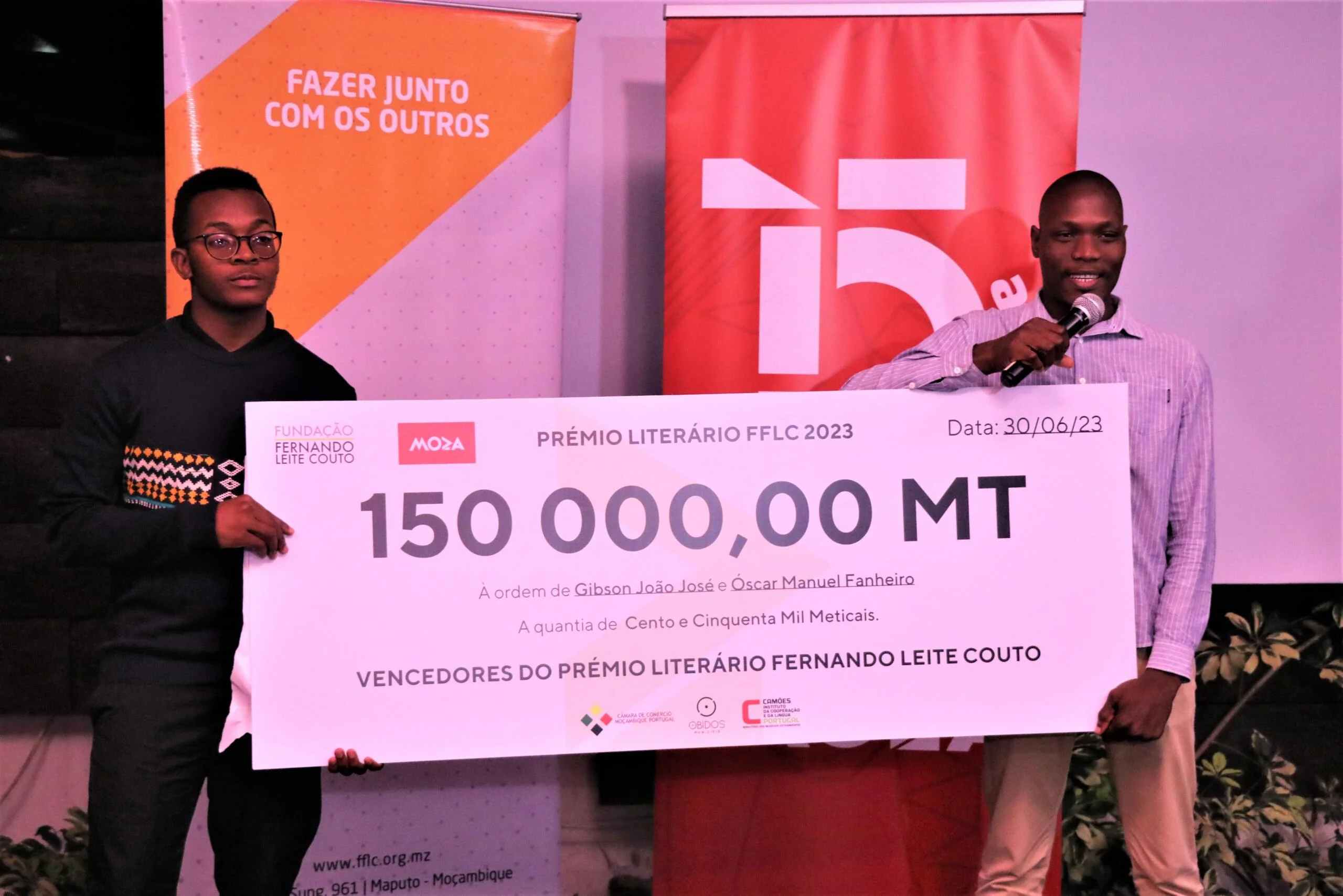 Mais uma vez Prémio Literário Fernando Leite Couto tem dois vencedores