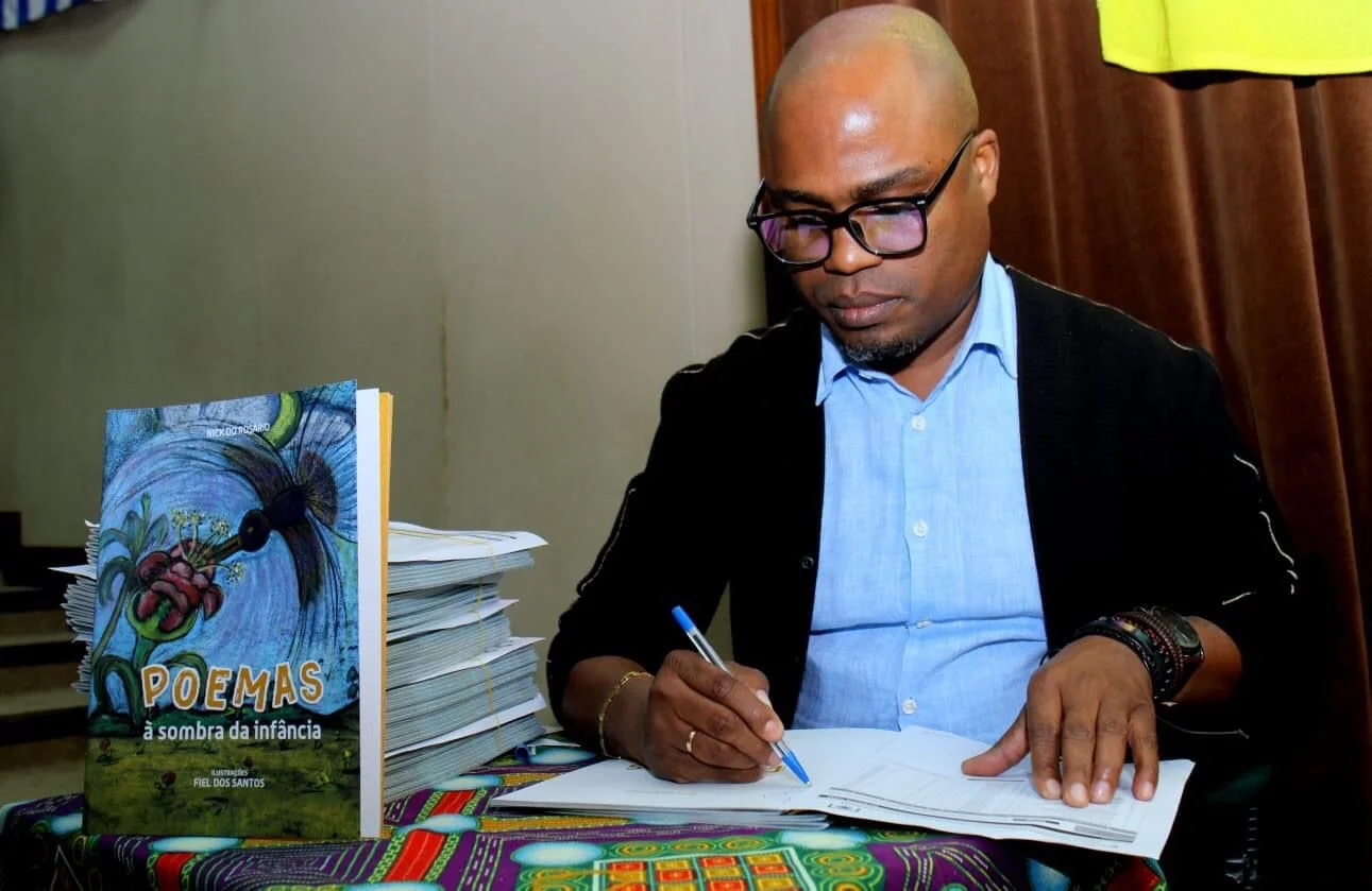 Nick do Rosário Apresenta Livro Infantil “Poemas à Sombra da Infância” na Livraria Sequoia