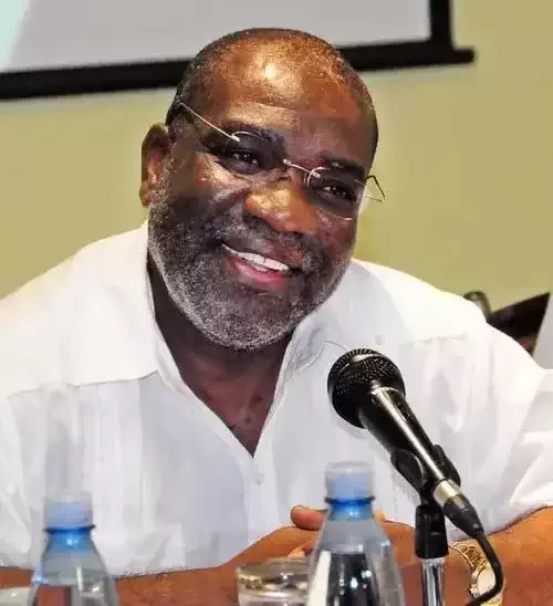 Armando Artur participa do Festival “Rentrée Littéraire du Mali”